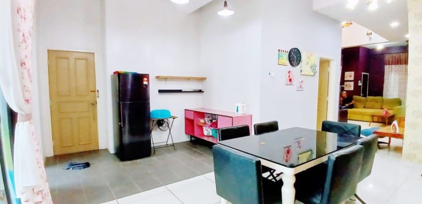 Taman Laguna – 2 Storey Superlink House – FOR SALE