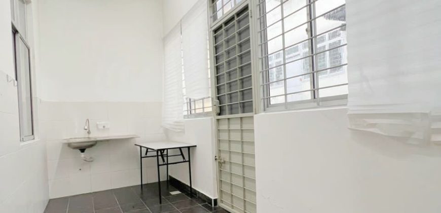 Taman Kempas Indah – 2 Storey Terrace House – FOR SALE Taman Kempas Indah – 2 Storey Terrace House – FOR SALE