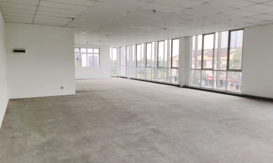 Taman Cahaya Kota Puteri – 3 Storey Corner Shoplot – FOR SALE Taman Cahaya Kota Puteri – 3 Storey Corner Shoplot – FOR SALE