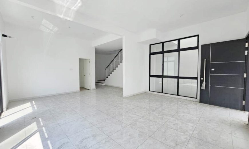 Setia Tropika – 2 Storey Cluster House – FOR SALE Setia Tropika – 2 Storey Cluster House – FOR SALE