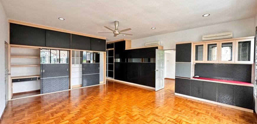 Taman Impian Emas – 2 Storey Semi Detached House – FOR SALE Taman Impian Emas – 2 Storey Semi Detached House – FOR SALE