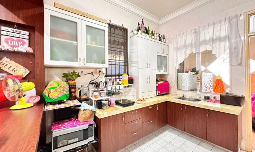 Mount Austin – 2 Storey End Lot Terrace House – FOR SALE Mount Austin – 2 Storey End Lot Terrace House – FOR SALE