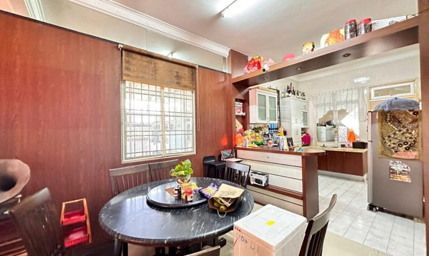 Mount Austin – 2 Storey End Lot Terrace House – FOR SALE Mount Austin – 2 Storey End Lot Terrace House – FOR SALE