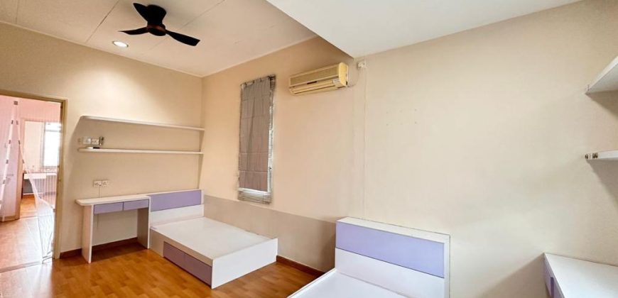 Mount Austin – 2 Storey End Lot Terrace House – FOR SALE Mount Austin – 2 Storey End Lot Terrace House – FOR SALE