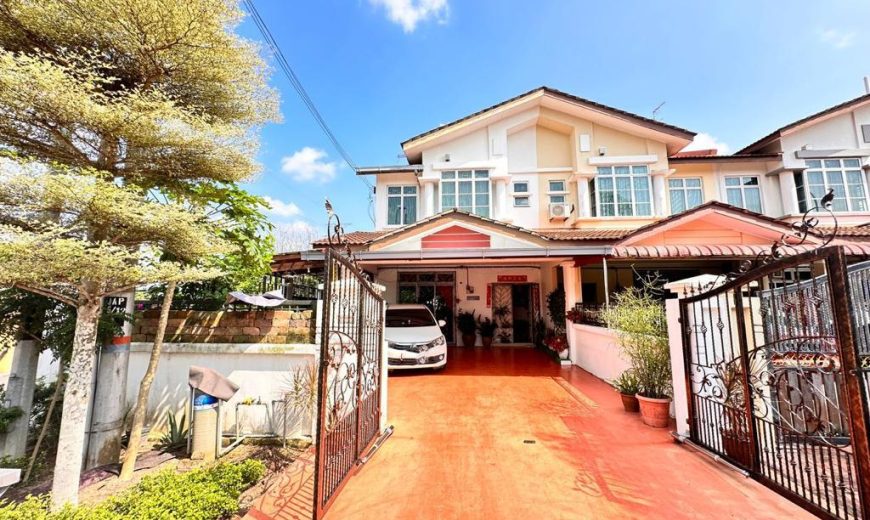 Mount Austin – 2 Storey End Lot Terrace House – FOR SALE Mount Austin – 2 Storey End Lot Terrace House – FOR SALE