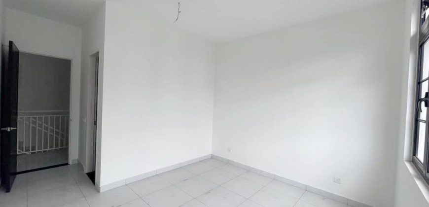 Eco Botanic – 2.5 Storey Superlink House – FOR SALE Eco Botanic – 2.5 Storey Superlink House – FOR SALE