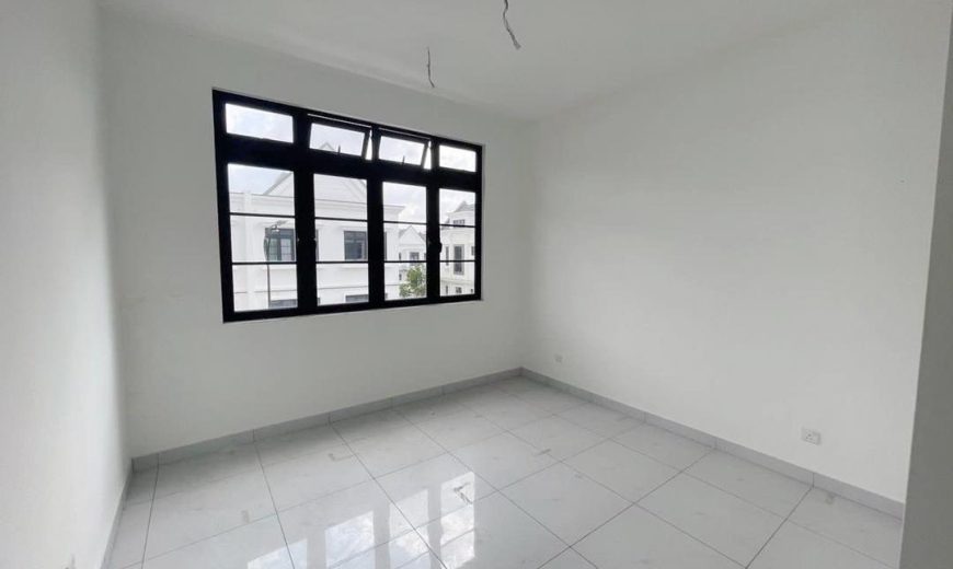Eco Botanic – 2.5 Storey Superlink House – FOR SALE Eco Botanic – 2.5 Storey Superlink House – FOR SALE