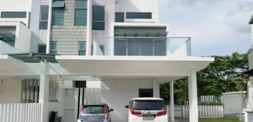 Sunway Lenang Heights @ Taman Molek – 3 Storey Semi Detached House – FOR SALE Sunway Lenang Heights @ Taman Molek – 3 Storey Semi Detached House – FOR SALE