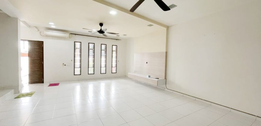Setia Tropika – 2 Storey Terrace House – FOR SALE Setia Tropika – 2 Storey Terrace House – FOR SALE