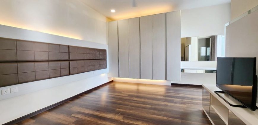 Taman Nusa Duta – 2 Storey Corner Cluster House – FOR SALE Taman Nusa Duta – 2 Storey Corner Cluster House – FOR SALE