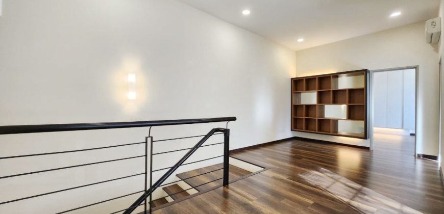 Taman Nusa Duta – 2 Storey Corner Cluster House – FOR SALE Taman Nusa Duta – 2 Storey Corner Cluster House – FOR SALE