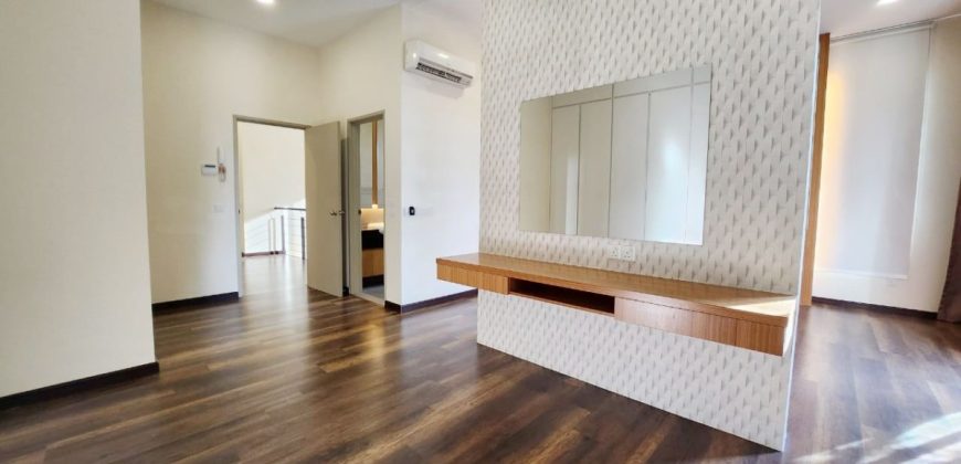 Taman Nusa Duta – 2 Storey Corner Cluster House – FOR SALE Taman Nusa Duta – 2 Storey Corner Cluster House – FOR SALE