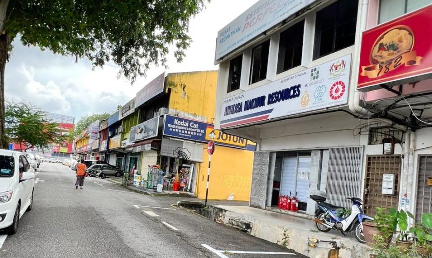 Taman Ungku Tun Aminah – 2 Storey Shoplot – FOR SALE Taman Ungku Tun Aminah – 2 Storey Shoplot – FOR SALE