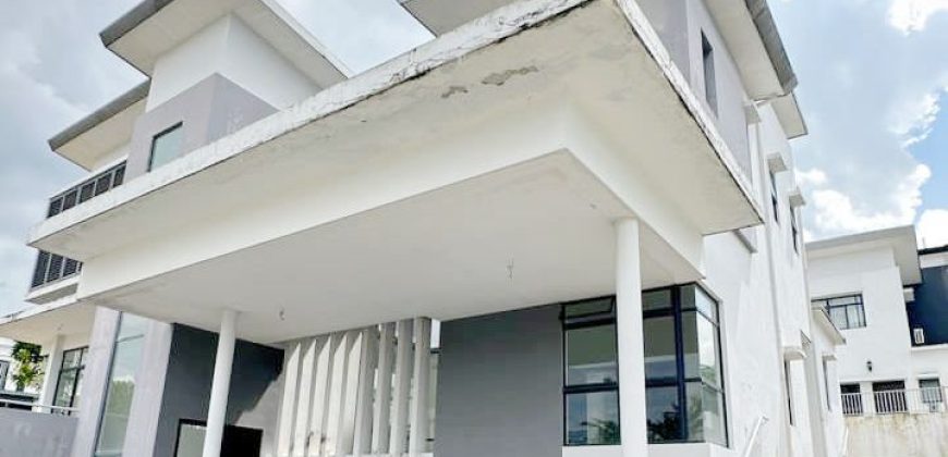 Horizon Hills – 2 Storey Bungalow House – FOR SALE