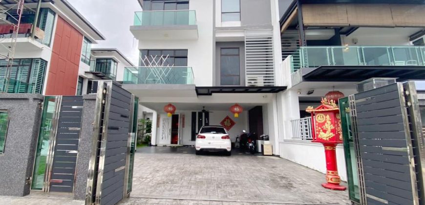 Indah Heights @ Skudai – 3 Storey Cluster House – FOR SALE Indah Heights @ Skudai – 3 Storey Cluster House – FOR SALE