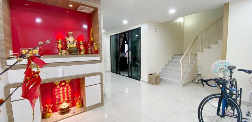 Indah Heights @ Skudai – 3 Storey Cluster House – FOR SALE Indah Heights @ Skudai – 3 Storey Cluster House – FOR SALE