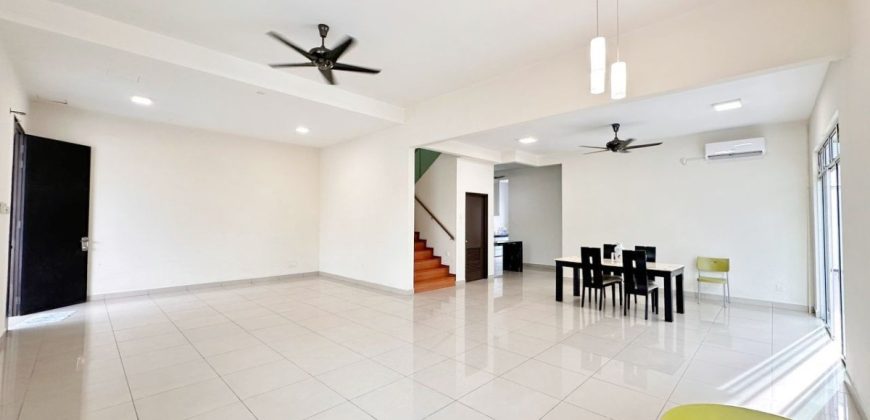 Kempas Utama – 2 Storey Semi Detached House – FOR SALE Kempas Utama – 2 Storey Semi Detached House – FOR SALE