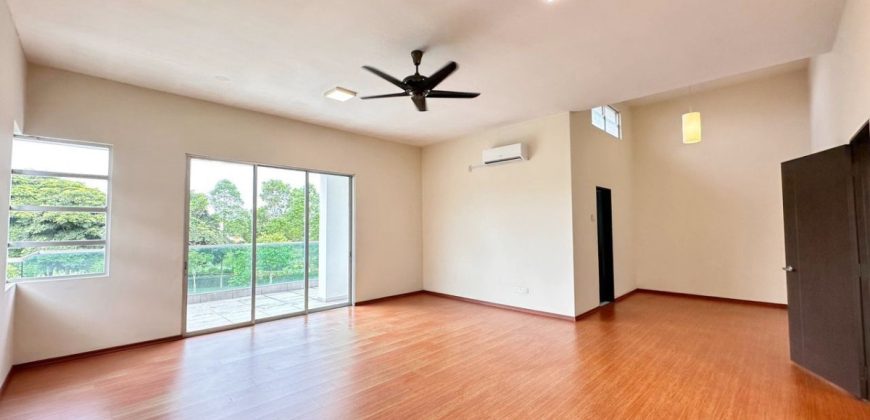 Kempas Utama – 2 Storey Semi Detached House – FOR SALE Kempas Utama – 2 Storey Semi Detached House – FOR SALE