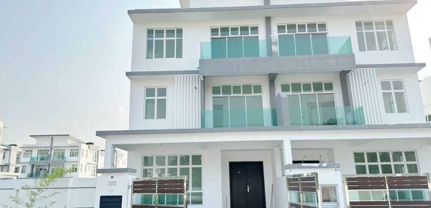 Mutiara Bestari – 3 Storey Cluster House – FOR SALE Mutiara Bestari – 3 Storey Cluster House – FOR SALE