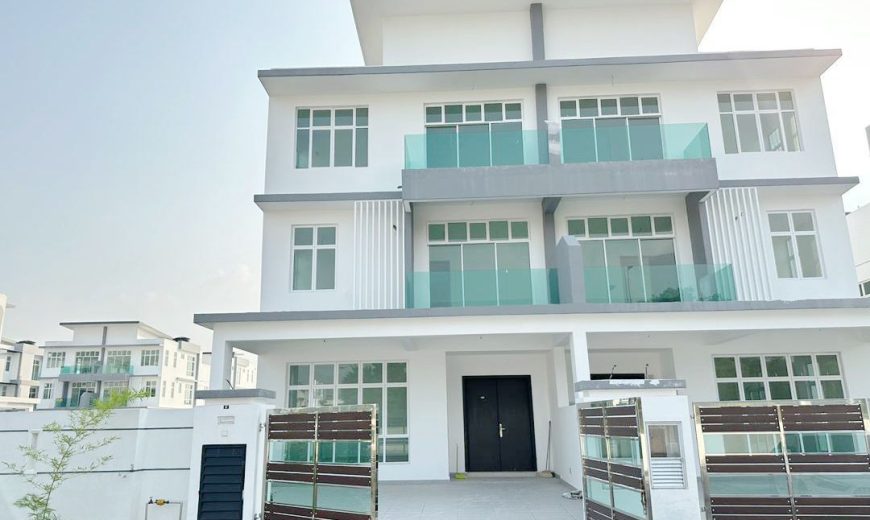 Mutiara Bestari – 3 Storey Cluster House – FOR SALE Mutiara Bestari – 3 Storey Cluster House – FOR SALE