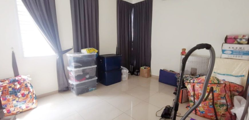 Taman Kempas Utama – 2 Storey Semi Detached House – FOR SALE Taman Kempas Utama – 2 Storey Semi Detached House – FOR SALE