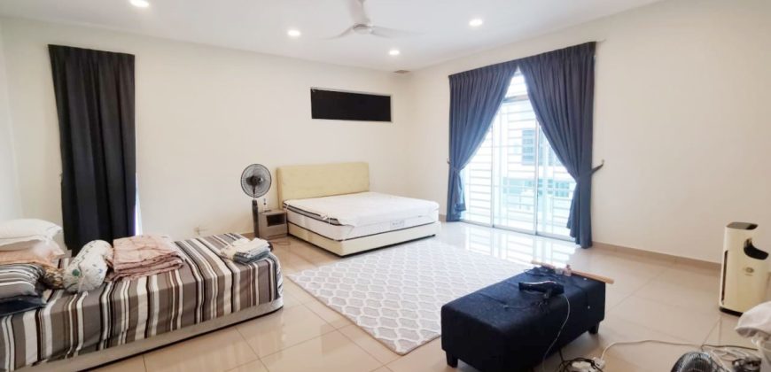 Taman Kempas Utama – 2 Storey Semi Detached House – FOR SALE Taman Kempas Utama – 2 Storey Semi Detached House – FOR SALE