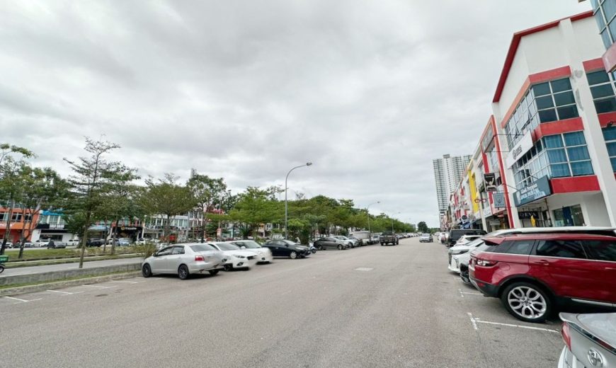 Mount Austin – 3 Storey Shoplot – FOR SALE Mount Austin – 3 Storey Shoplot – FOR SALE