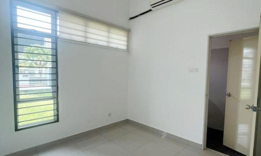Mount Austin – 2 Storey Corner Terrace House – FOR SALE Mount Austin – 2 Storey Corner Terrace House – FOR SALE