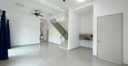 Mount Austin – 2 Storey Corner Terrace House – FOR SALE Mount Austin – 2 Storey Corner Terrace House – FOR SALE