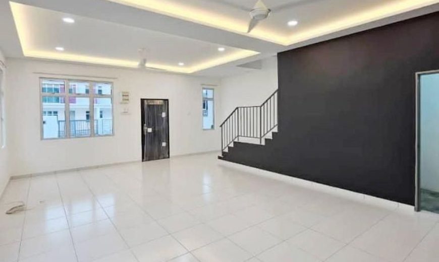 Taman Pulai Mutiara – 2 Storey Cluster House – FOR SALE Taman Pulai Mutiara – 2 Storey Cluster House – FOR SALE