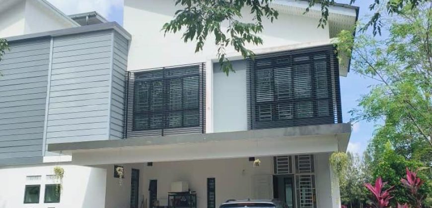 Senibong Cove – 2.5 Storey Semi Detached House – FOR SALE Senibong Cove – 2.5 Storey Semi Detached House – FOR SALE