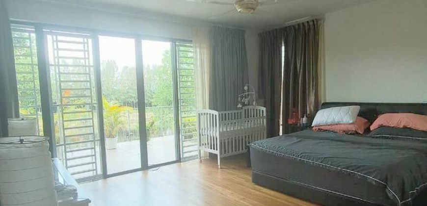 Senibong Cove – 2.5 Storey Semi Detached House – FOR SALE Senibong Cove – 2.5 Storey Semi Detached House – FOR SALE