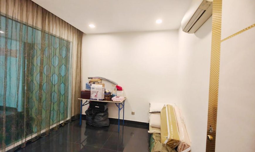 Taman Molek – 2 Storey Semi Detached House – FOR SALE Taman Molek – 2 Storey Semi Detached House – FOR SALE