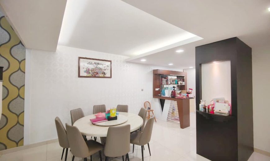 Taman Molek – 2 Storey Semi Detached House – FOR SALE Taman Molek – 2 Storey Semi Detached House – FOR SALE