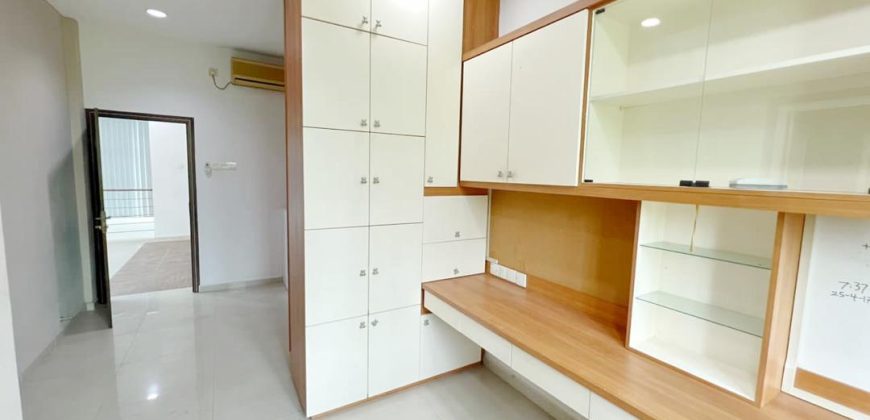 Kampung Wadi Hana @ Jb Town Area – 3.5 Storey Semi Detached House – FOR SALE Kampung Wadi Hana @ Jb Town Area – 3.5 Storey Semi Detached House – FOR SALE