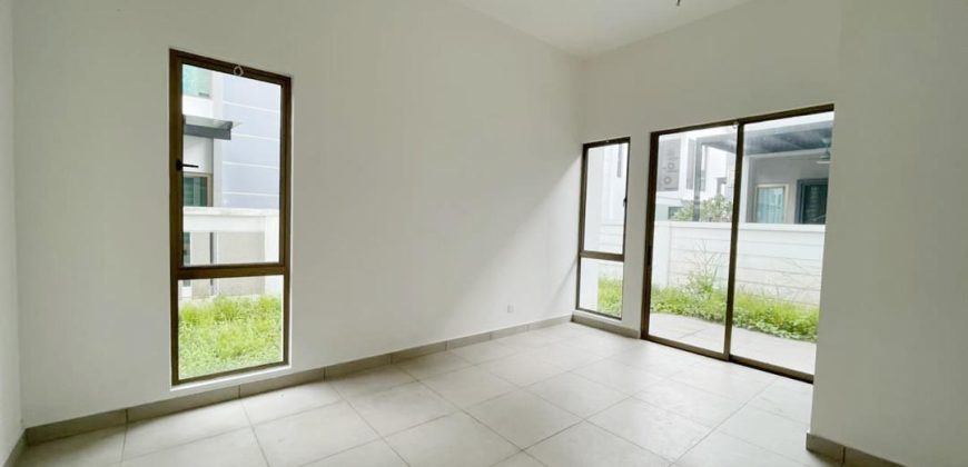 Impian Emas – 2 Storey Semi Detached House – FOR SALE Impian Emas – 2 Storey Semi Detached House – FOR SALE