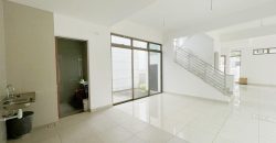 Impian Emas – 2 Storey Semi Detached House – FOR SALE Impian Emas – 2 Storey Semi Detached House – FOR SALE
