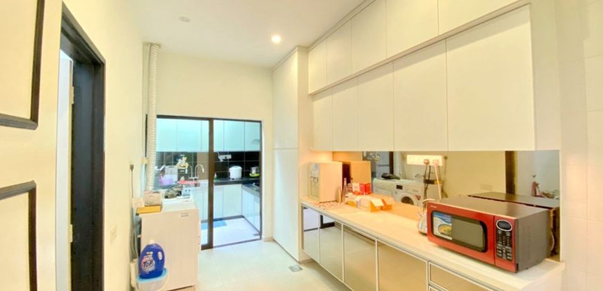 Setia Tropika – 2.5 Storey Cluster House – FOR SALE