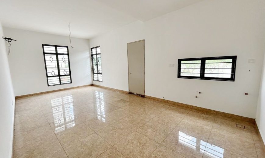 Laguna Heights @ Taman Laguna – 3 Storey Bungalow House – FOR SALE Laguna Heights @ Taman Laguna – 3 Storey Bungalow House – FOR SALE