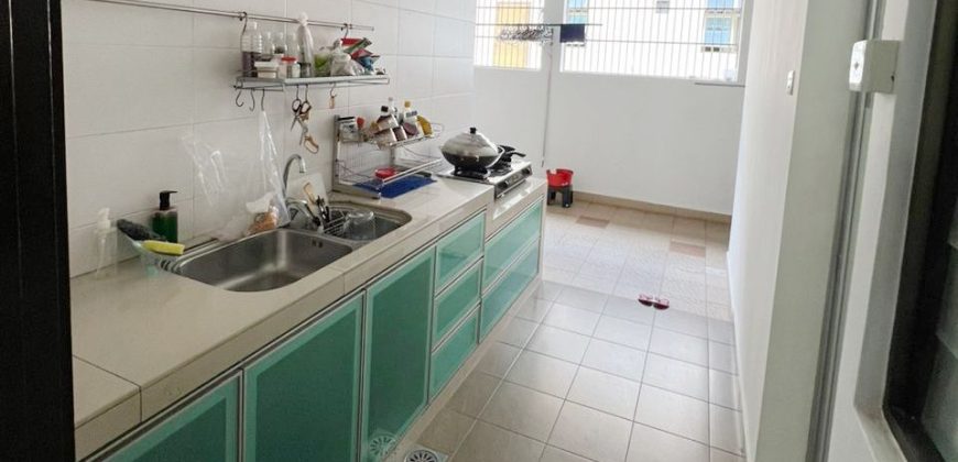 Taman Molek – 2 Storey Superlink House – FOR SALE Taman Molek – 2 Storey Superlink House – FOR SALE