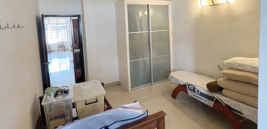 Taman Molek – 2 Storey Superlink House – FOR SALE Taman Molek – 2 Storey Superlink House – FOR SALE