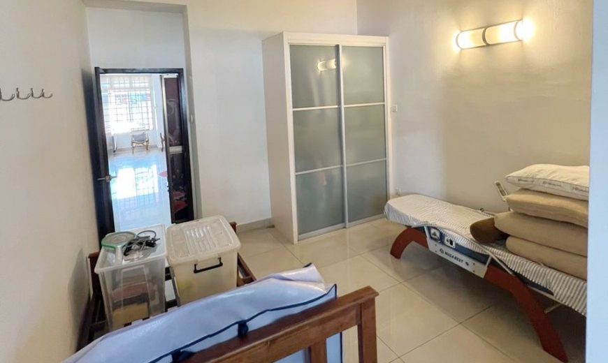Taman Molek – 2 Storey Superlink House – FOR SALE Taman Molek – 2 Storey Superlink House – FOR SALE