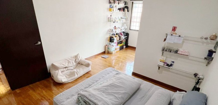 Taman Molek – 2 Storey Superlink House – FOR SALE Taman Molek – 2 Storey Superlink House – FOR SALE