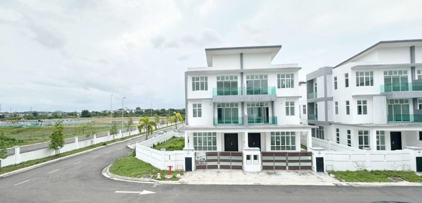 Mutiara Bestari – 3 Storey Corner Cluster House – FOR SALE