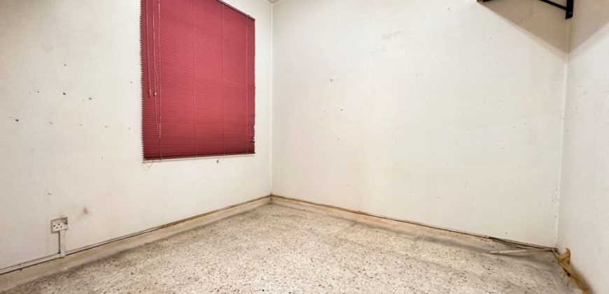 Taman Molek – 1.5 Storey End Lot Terrace House – FOR SALE Taman Molek – 1.5 Storey End Lot Terrace House – FOR SALE