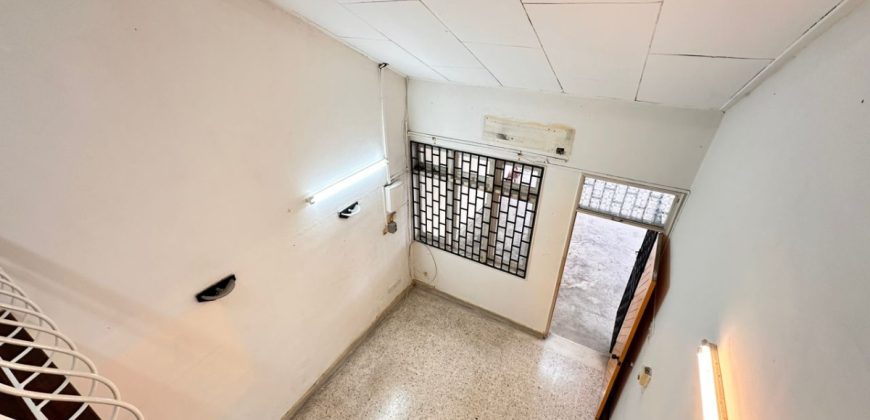 Taman Molek – 1.5 Storey End Lot Terrace House – FOR SALE Taman Molek – 1.5 Storey End Lot Terrace House – FOR SALE