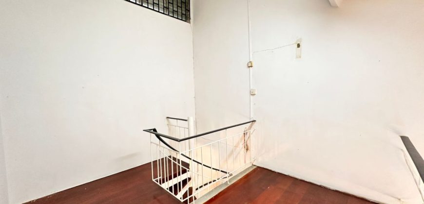 Taman Molek – 1.5 Storey End Lot Terrace House – FOR SALE Taman Molek – 1.5 Storey End Lot Terrace House – FOR SALE