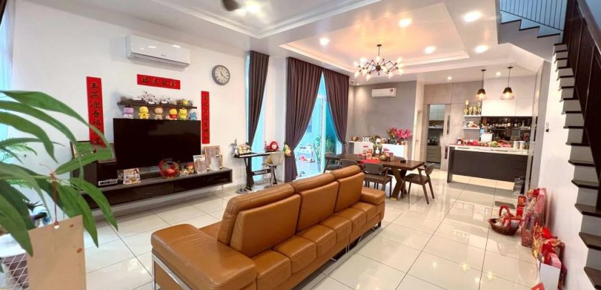 Taman Nusa Sentral – 3 Storey Cluster House – FOR SALE Taman Nusa Sentral – 3 Storey Cluster House – FOR SALE