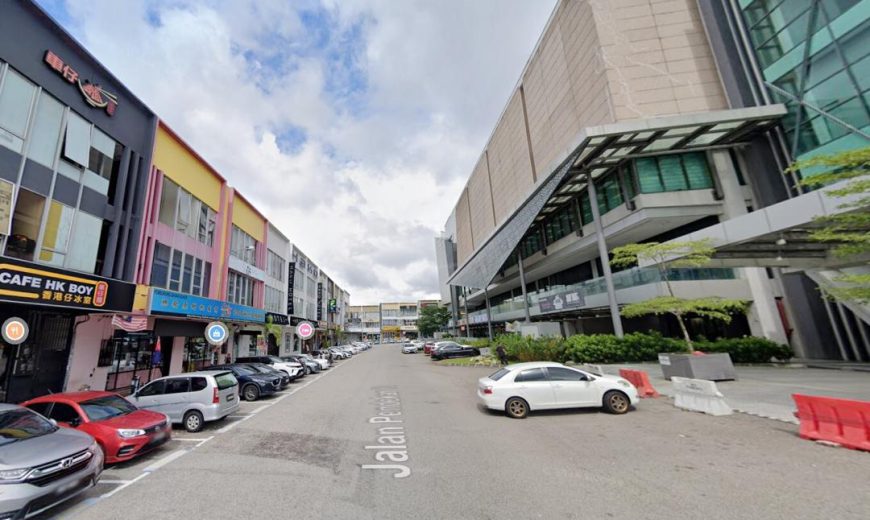 Taman Ungku Tun Aminah – 3 Storey Shoplot – Ground Floor – FOR RENT