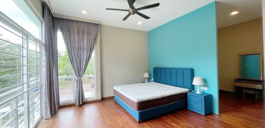 Horizon Hills – 2.5 Storey End Lot Bungalow House – FOR SALE